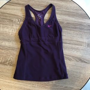 Women’s Nike tank size Small